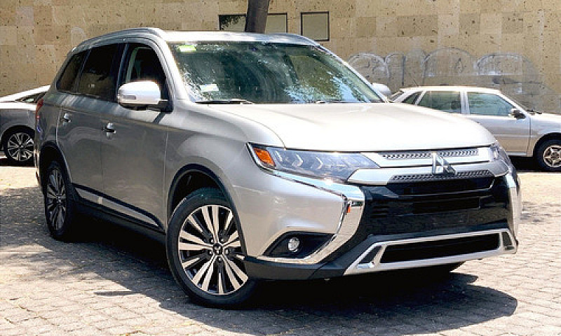 Mitsubishi Outlander...