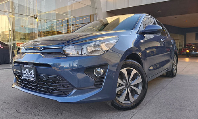 Kia Rio 2023...