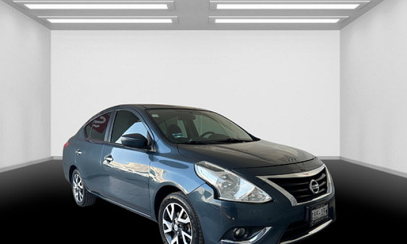 Nissan Versa 1.6 Exc...