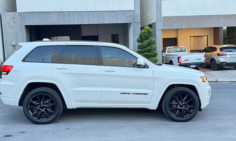 Jeep Grand Cherokee ...