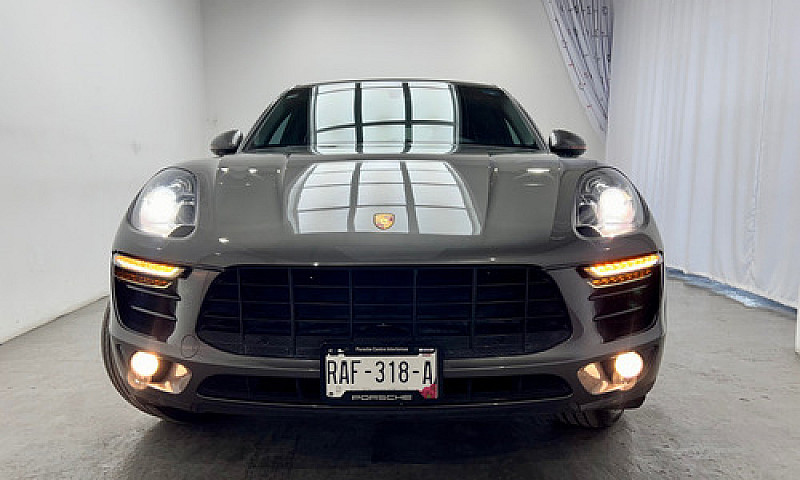 Porsche Macan S 2015...