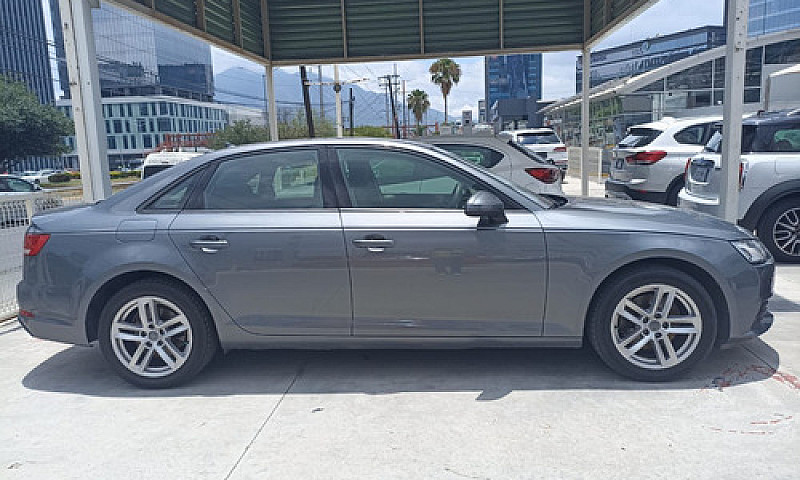 Audi A4 2019 2.0 Dyn...