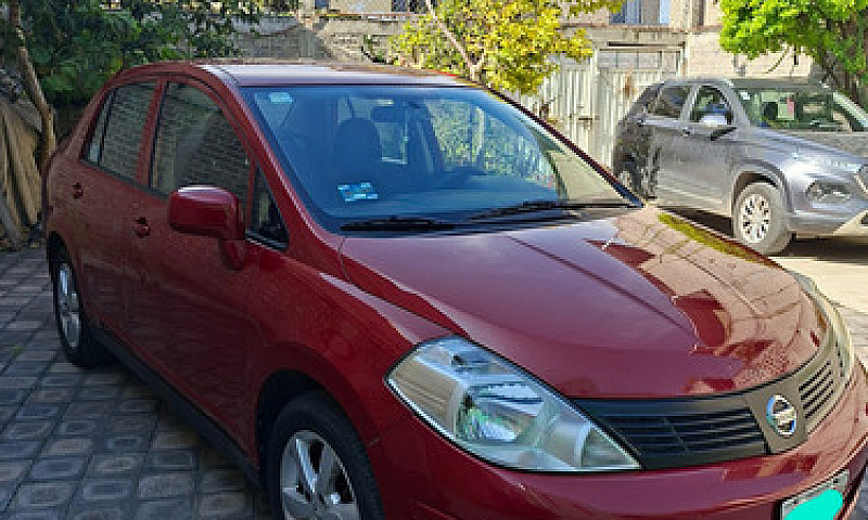Nissan Tiida 1.8 Sen...