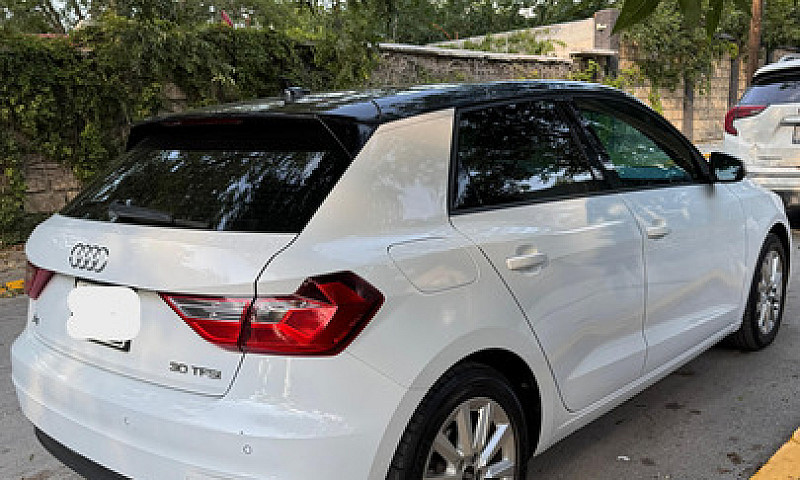 Audi A1 1. 0 Sportba...