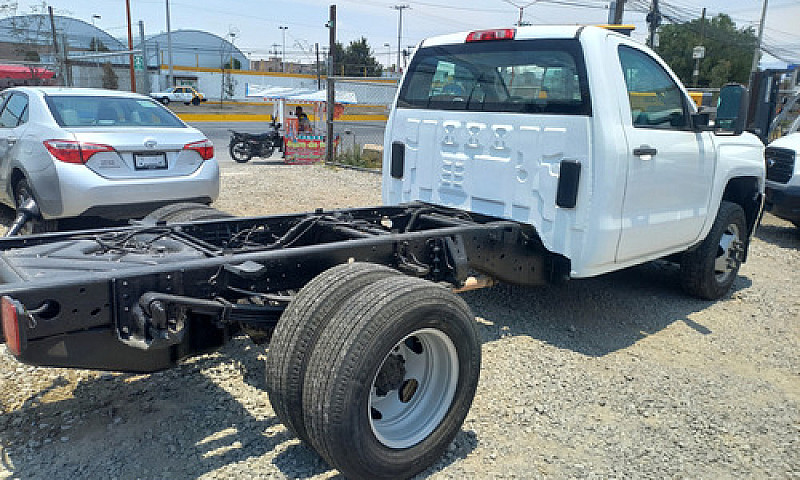 Chevrolet Silverado ...