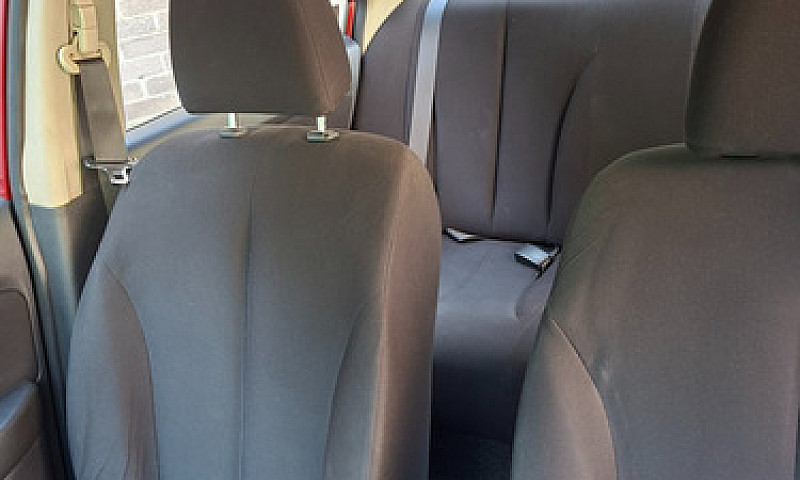 Nissan Tiida 1.8 Sen...