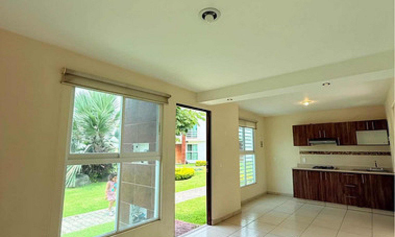 Casa Nueva En Jiutep...