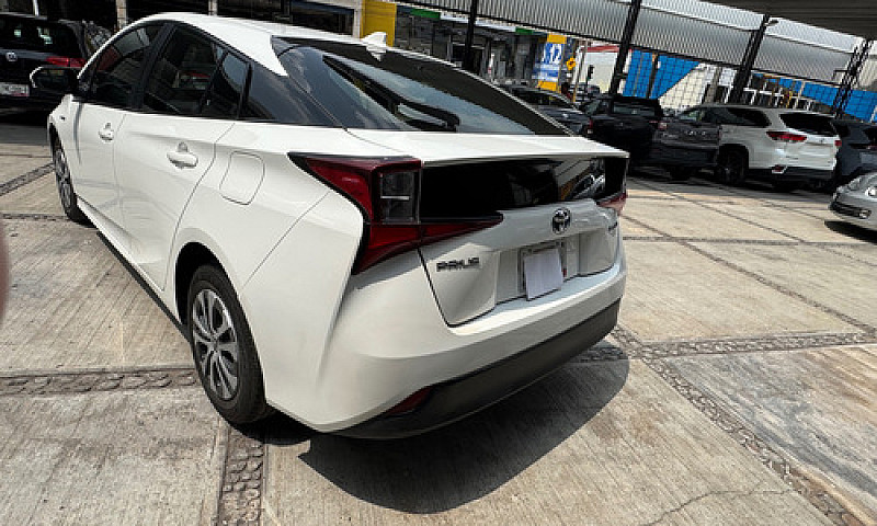 Toyota Prius 1.8 Bas...