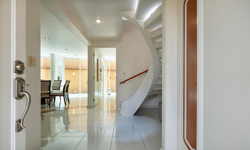Residencia Torres Li...