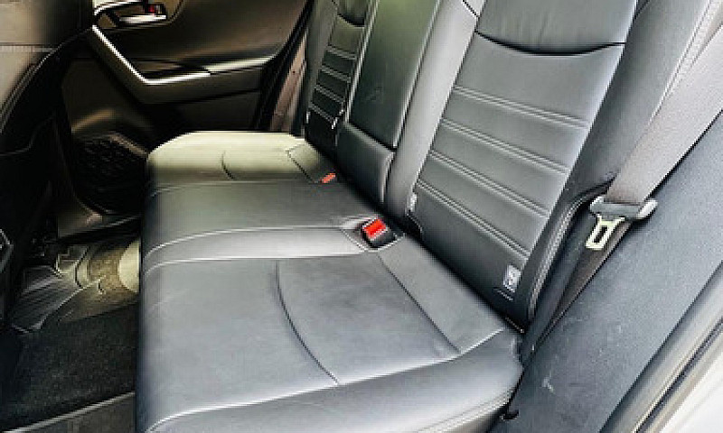 Toyota Rav4 2.5 Limi...
