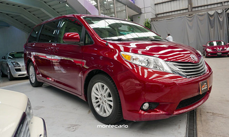 Toyota Sienna 2014...