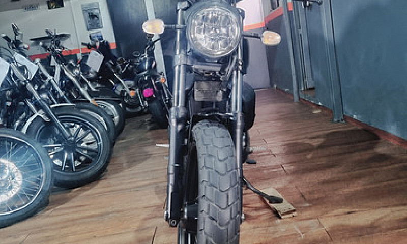 Ducati Scrambler Six...