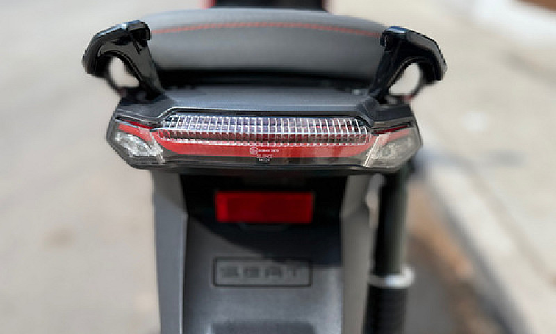 Seat Mo Eléctrica...