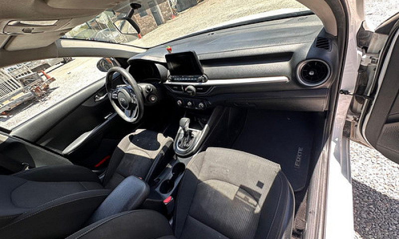 Kia Forte 2.0 L At...