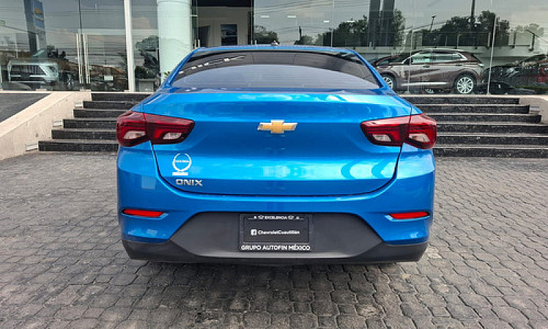 Chevrolet Onix 2024...