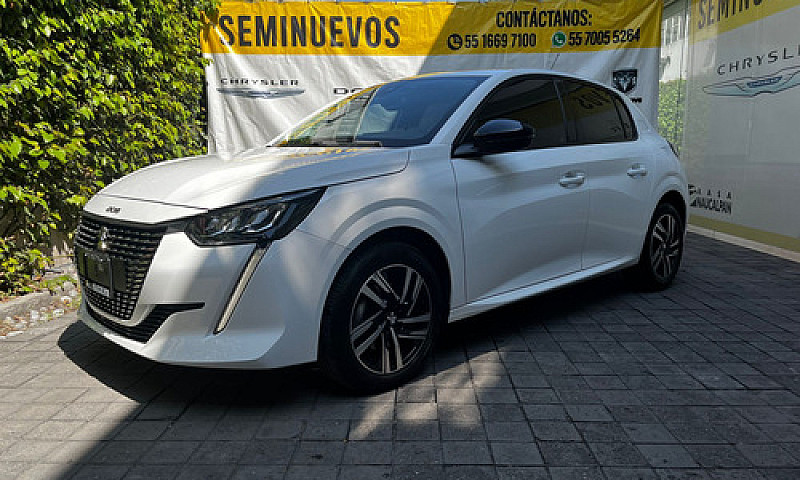 Peugeot 208 2023...