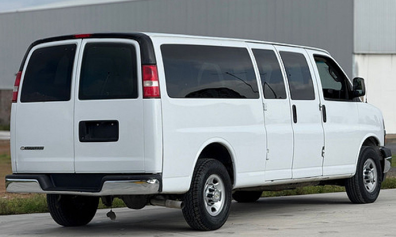 Chevrolet Express 6....