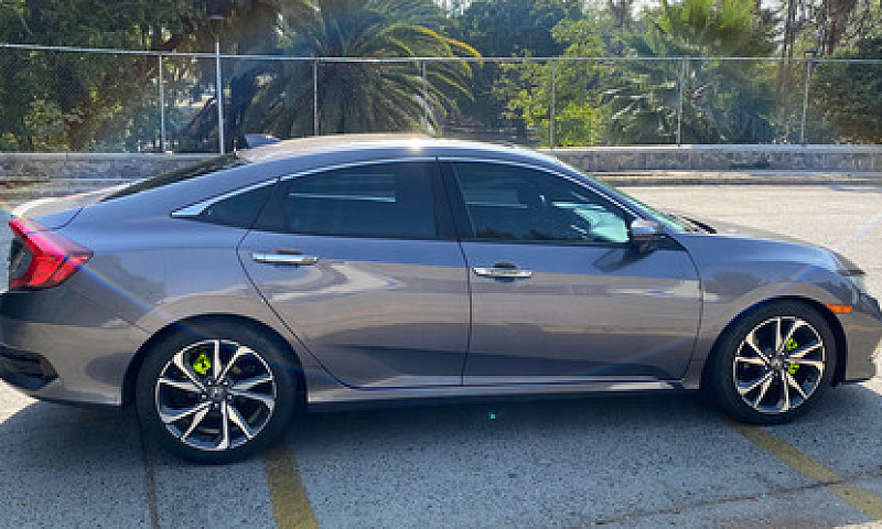 Honda Civic 1.5 Turb...