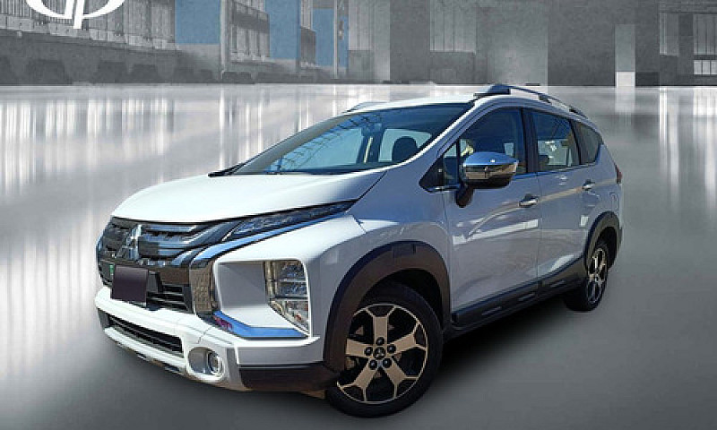 Mitsubishi Xpander 2...