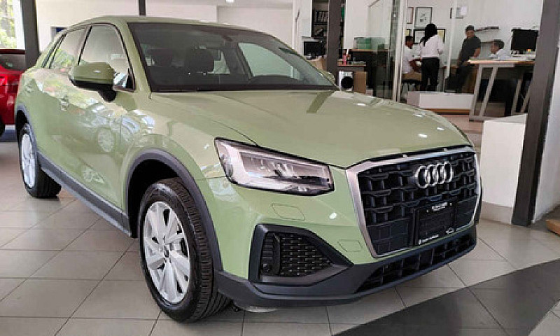 Audi Q2 2022...