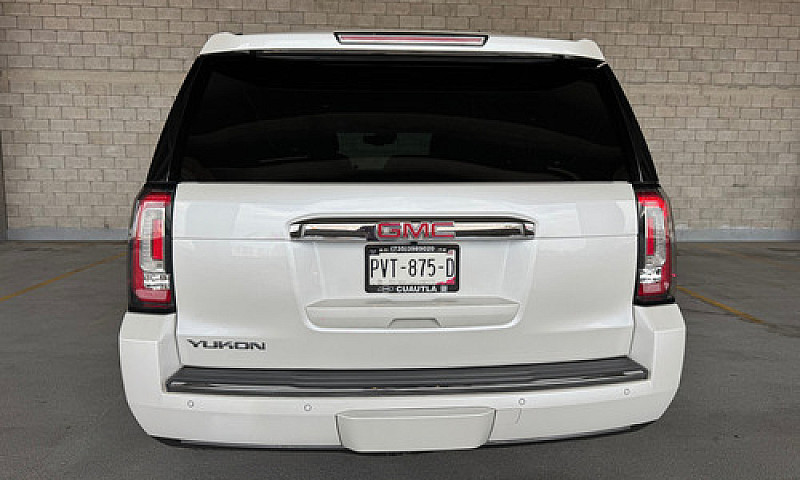 Gmc Yukon Denali 4X4...