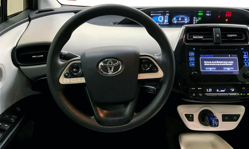 Toyota Prius 2018...