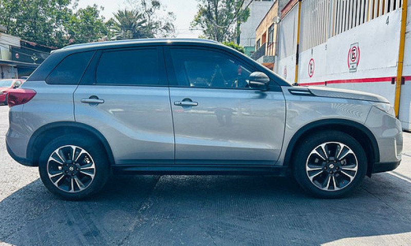 Suzuki Vitara 2019...