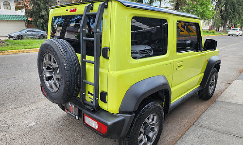 Suzuki  Jimny  2022...