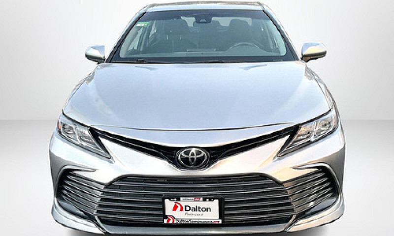 Toyota Camry 2022...