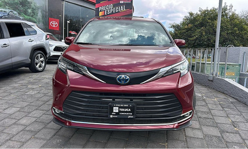 Toyota Sienna 2022...