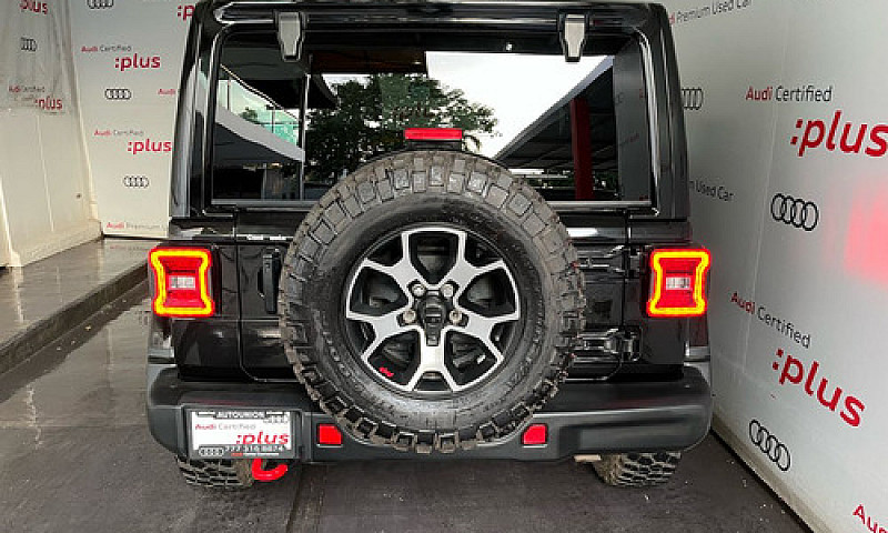 Jeep Wrangler Rubico...