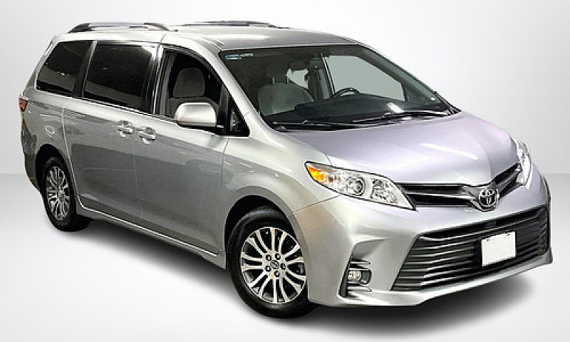 Toyota Sienna 2019...