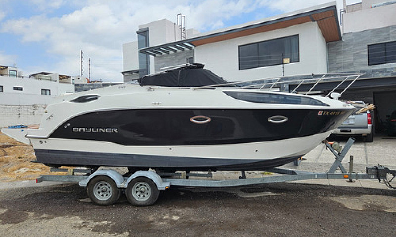 Yate Bayliner 245...