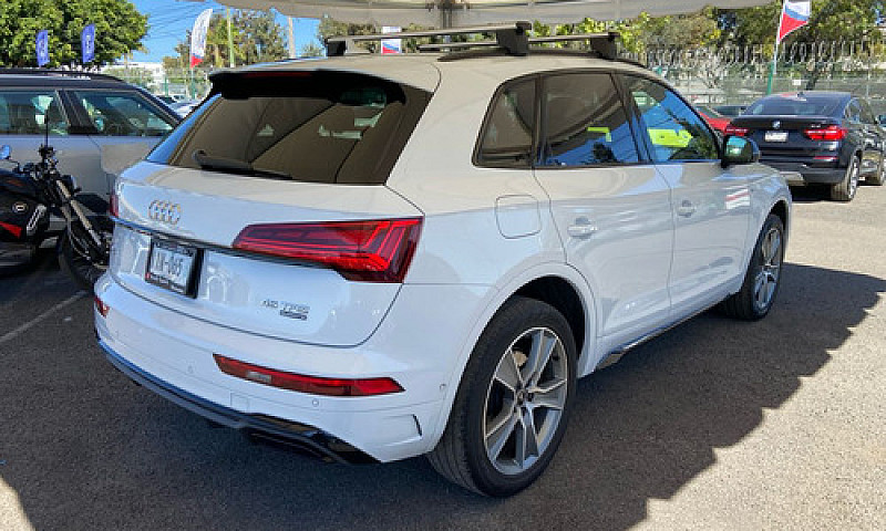 Audi Q5 2021...