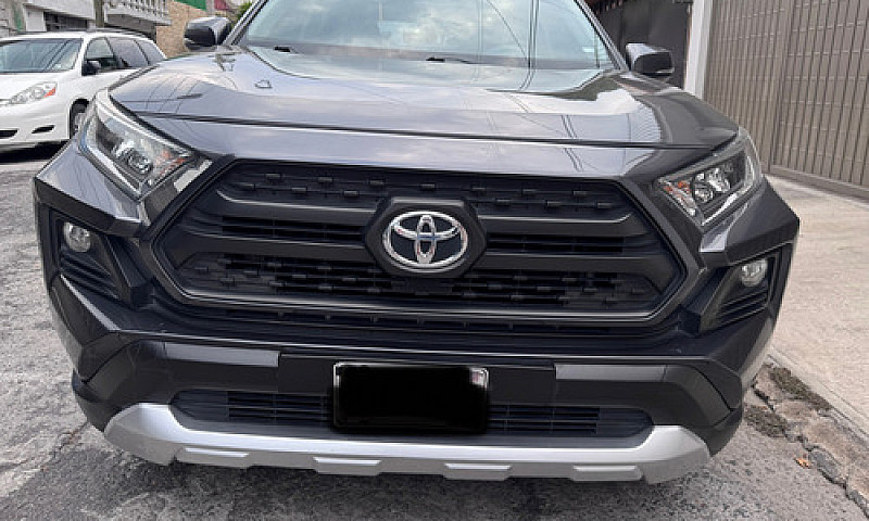 Toyota Rav4 2.5 Adve...