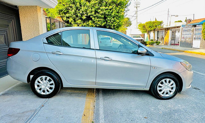 Chevrolet Aveo 1.5 L...