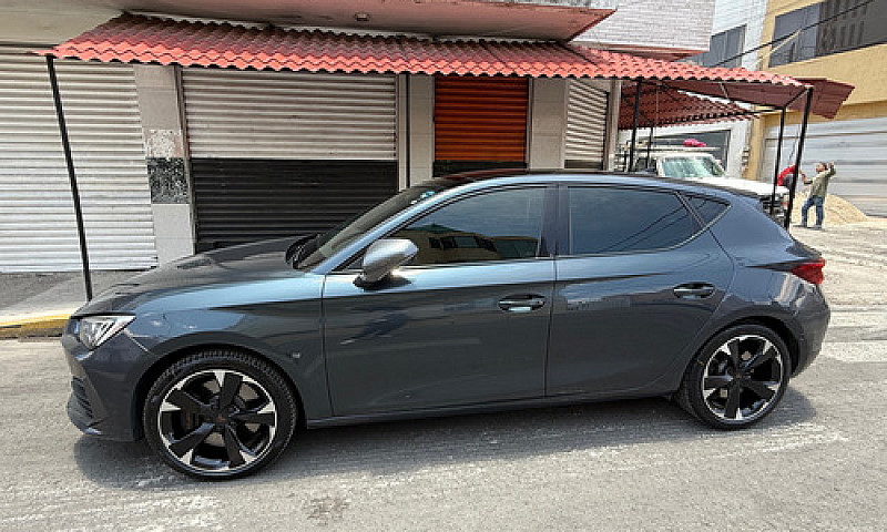 Cupra Leon 245Hp...