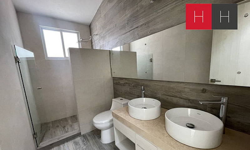 Casa En Venta En Zer...