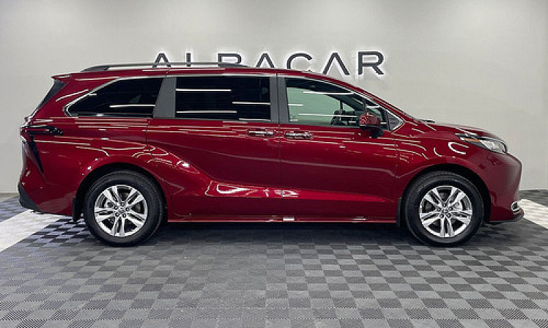 Toyota Sienna 2.5 Xl...
