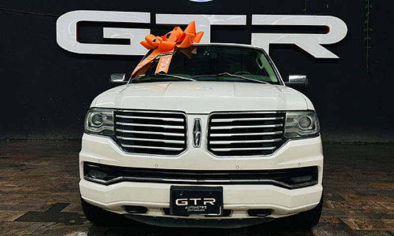 Lincoln Navigator 3....