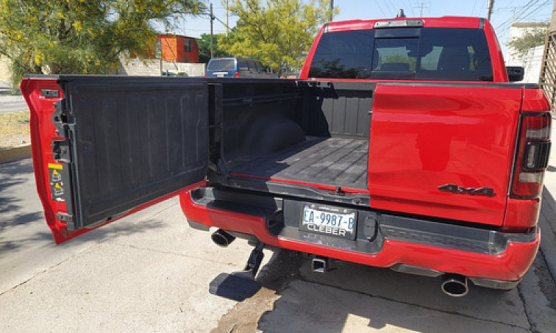 Ram Ram 1500 5.7 Lar...