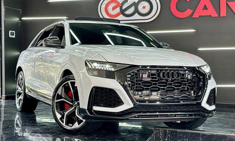 Audi Q8 2021...