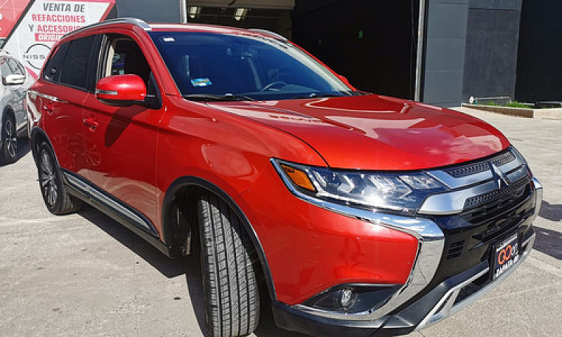 Mitsubishi Outlander...