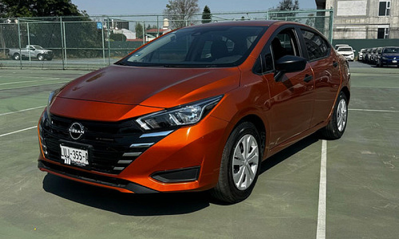 Nissan Versa 2023...