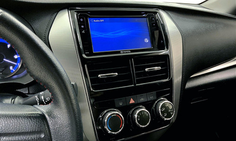 Toyota Yaris 2019...