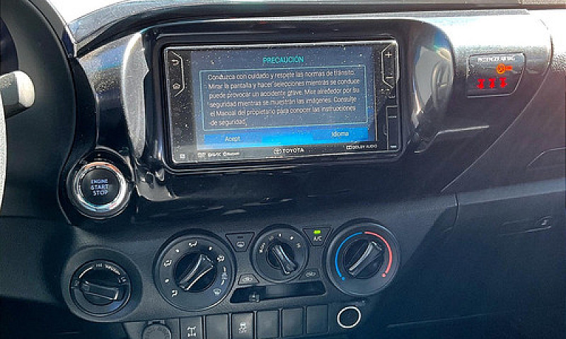 Toyota Hilux 2020...