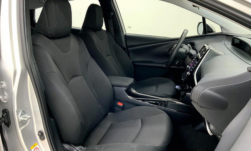 Toyota Prius 2020...