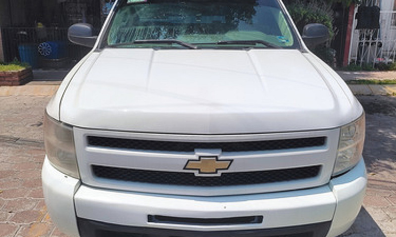 Chevrolet Silverado ...