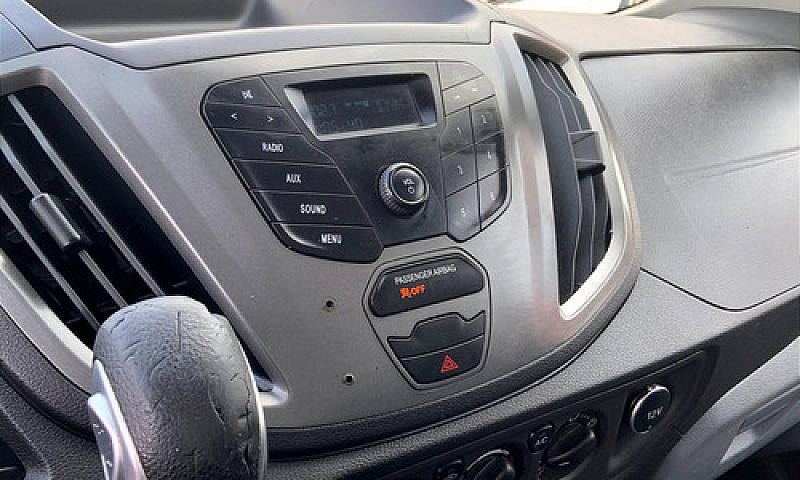 Ford Transit 2017...