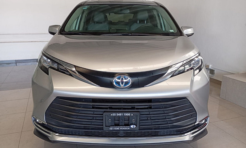 Toyota Sienna 2021...